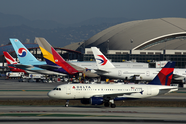 AIRCRAFT_LAX_RF_5K5A6041.jpg