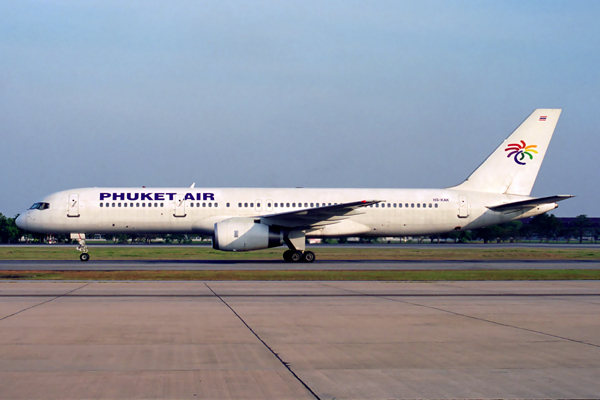 PHUKET AIR BOEING 757 200 BKK RF 1894 33.jpg