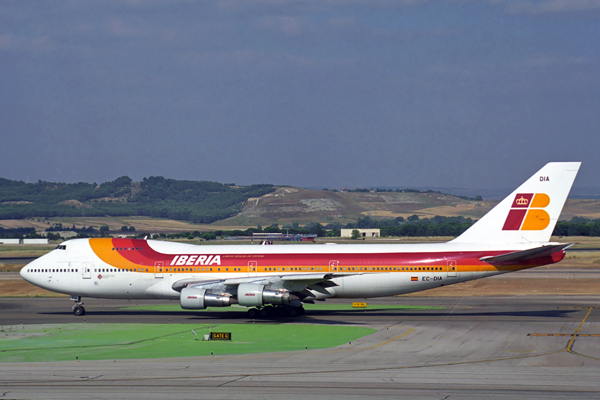 IBERIA BOEING 747 200 MAD RF 1849 30.jpg