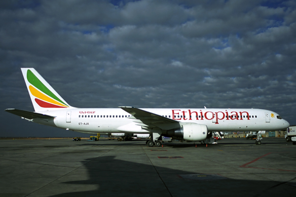 ETHIOPIAN BOEING 757 200 JNB RF 1872 32.jpg