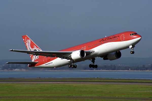 AUSTRALIAN BOEING 767 300 SYD RF 1827 30.jpg