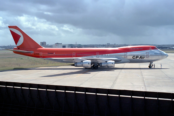 CP AIR BOEING 747 200 SYD RF 060 9.jpg