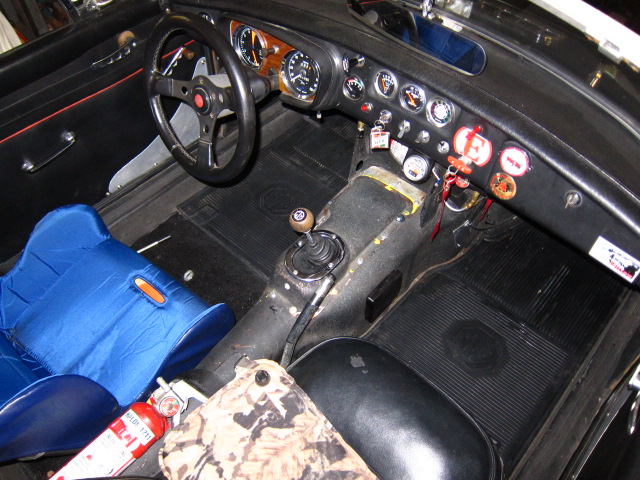 MGB cockpit 1.JPG
