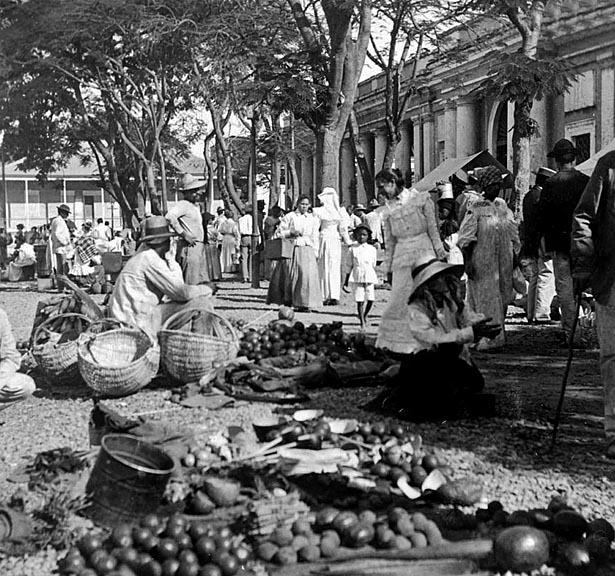 c. 1899 - Street scene