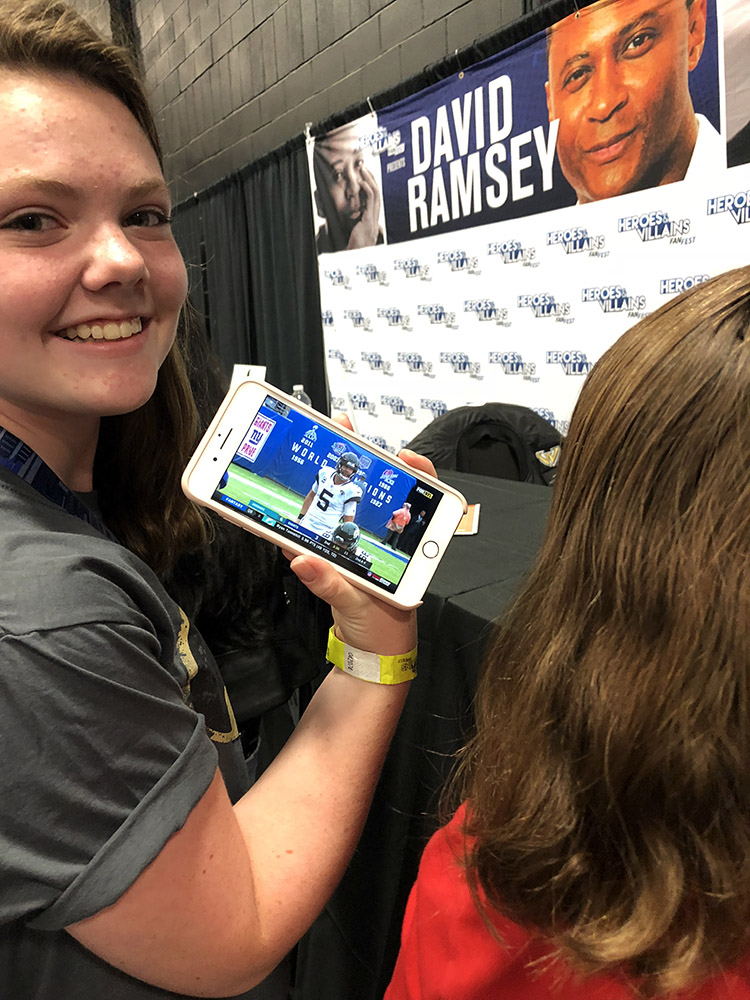 fanfest18phone.jpg