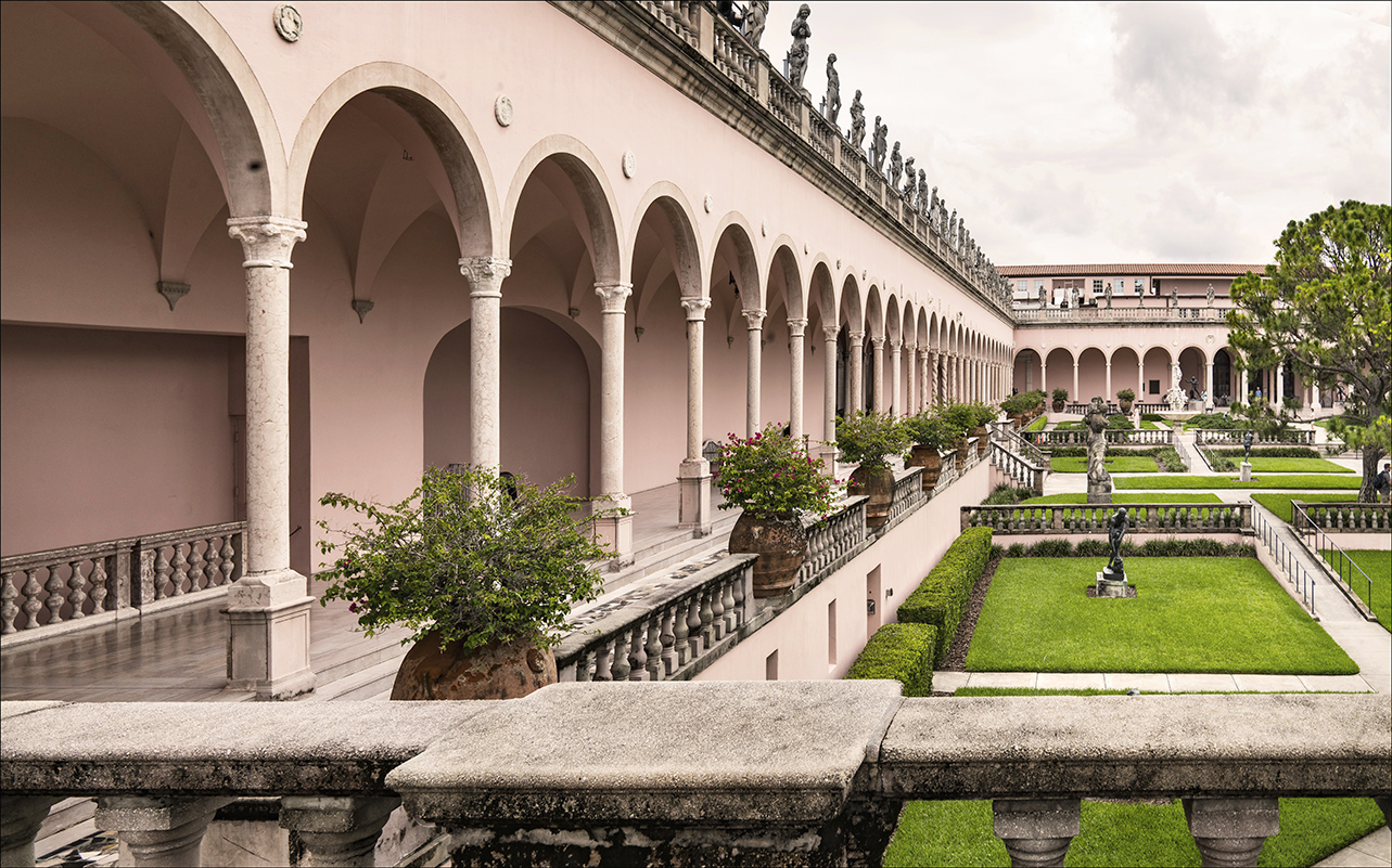 Art Museum Formal  Garden