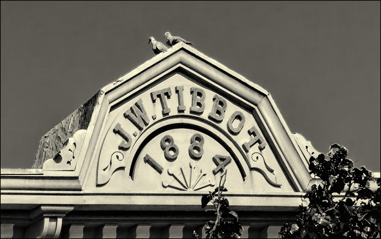 Building Detail,  Halstead