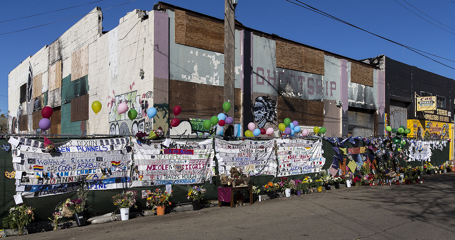 12/3/2017  Oakland Ghost Ship Fire Memorial