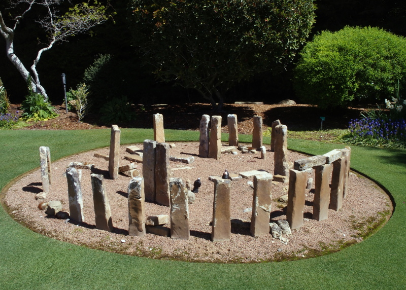 2495: Southern-hemisphere Stonehenge