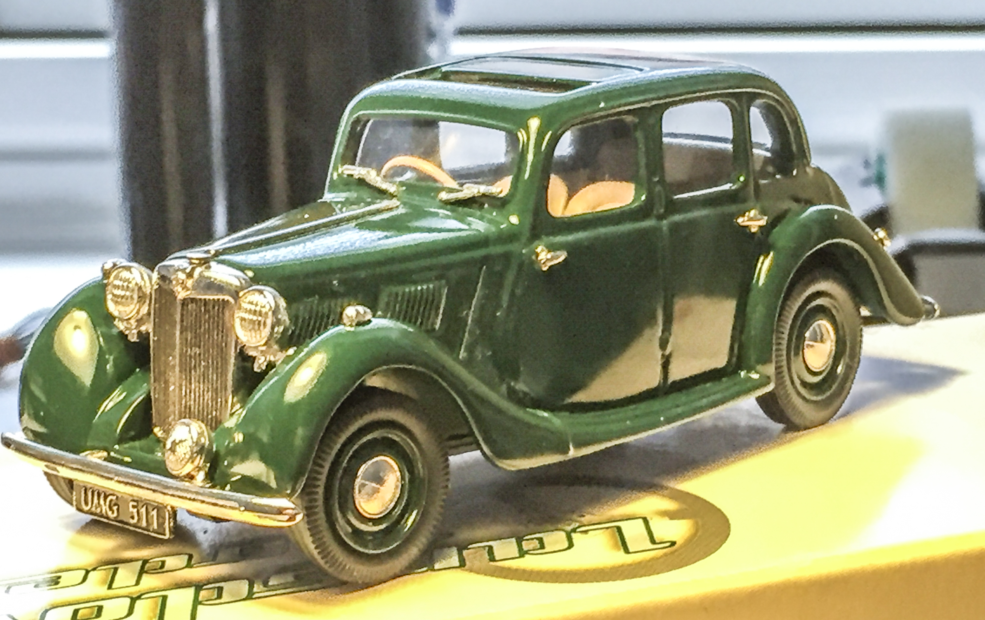 MG YA, 1:43. Lansdowne