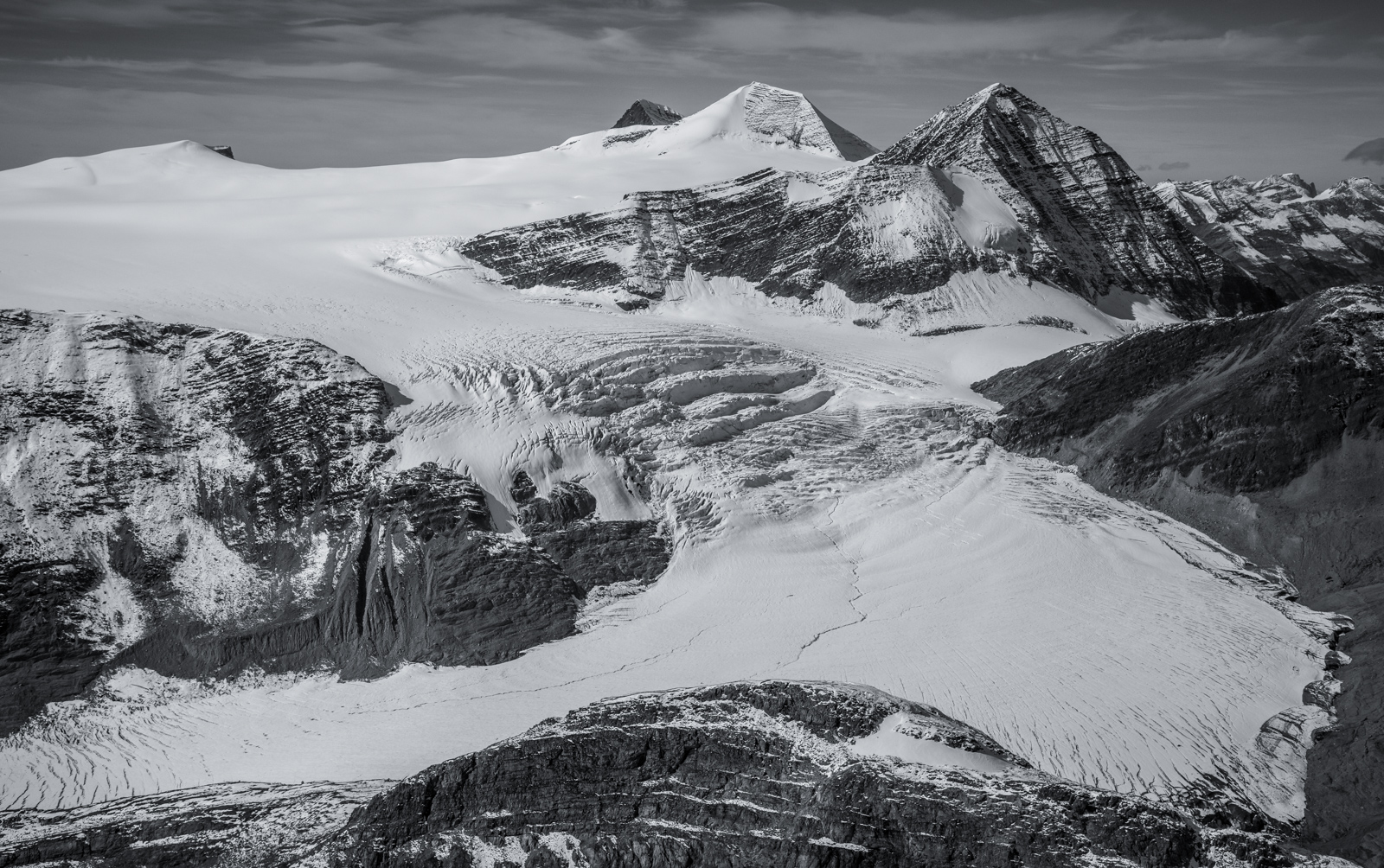Lloyd George Icefield & Lloyd George Glacier From The East<br>(LloydGeorgeIcefield_091517_175-1.jpg)