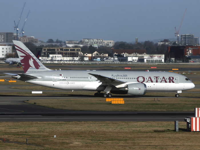 B787-800 A7-BCK