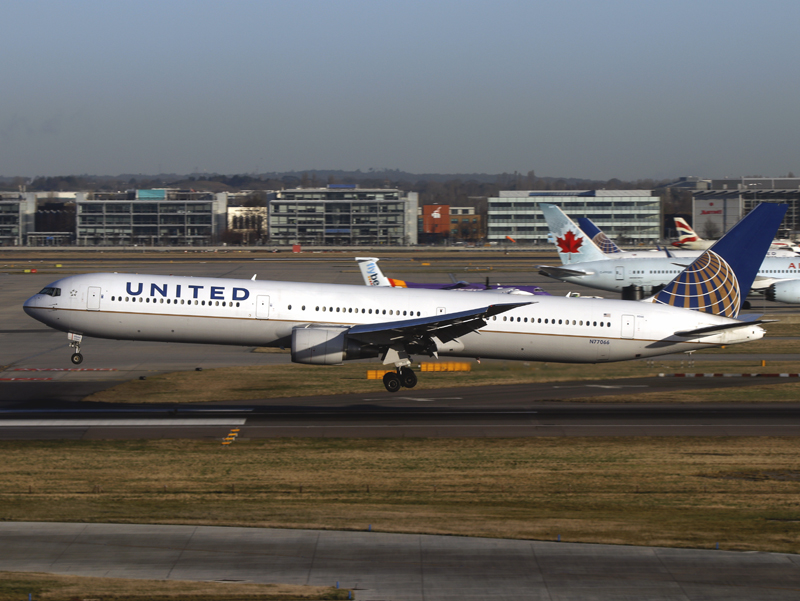 N77066 LHR 12-02-18 FB.jpg