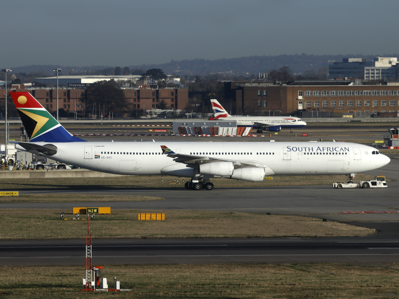 ZS-SXC LHR 12-02-18 FB.jpg