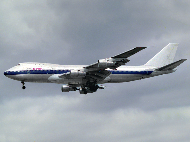 B742 LX-LCV 