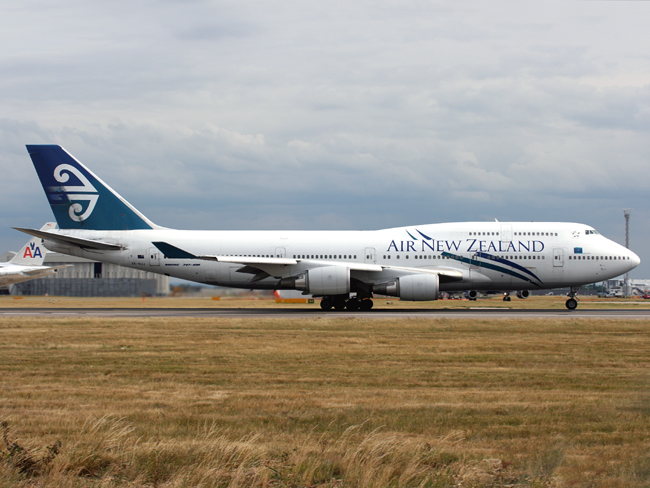 B747-400 ZK-SUJ 
