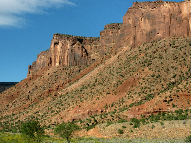 Heading north on CO-141 toward Gateway (6552)