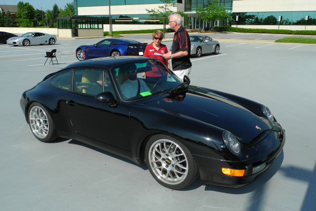 911 Carrera 4 (993) (2882)