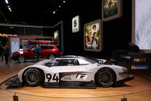 Volkswagen I.D. Pikes Peak R all-electric race car and hillclimb record-holder, 0-60 mph 2.25 secs. (1646)