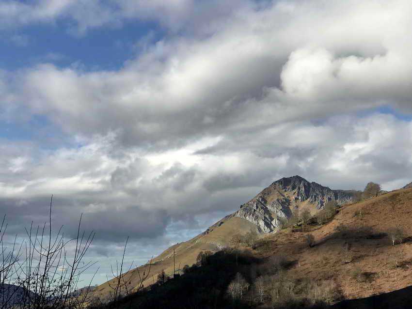 Nuages de fin danne sur le Mail Arrouy