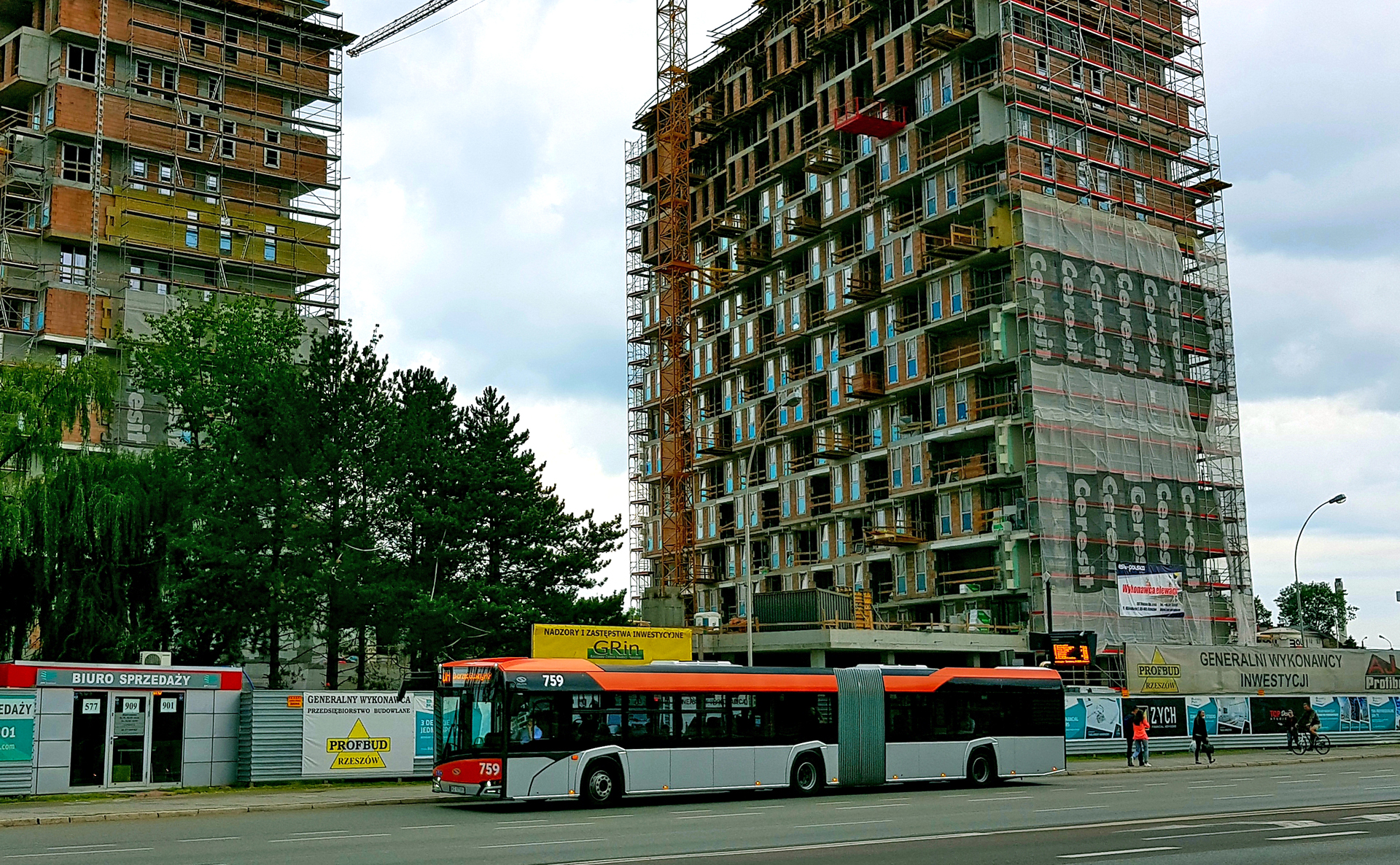759.jpg