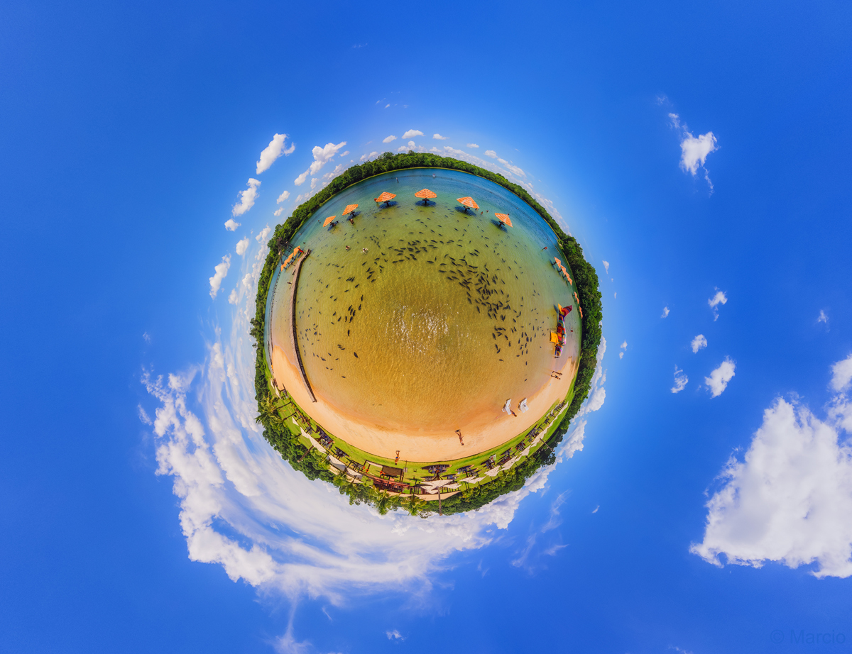 Praia da figueira little planet