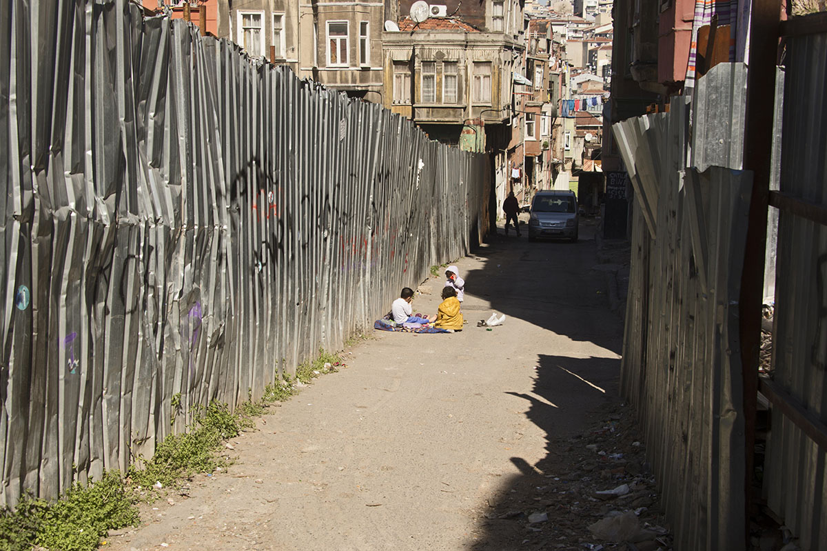 Istanbul Tarlabashi Mahallesi march 2017 2670.jpg