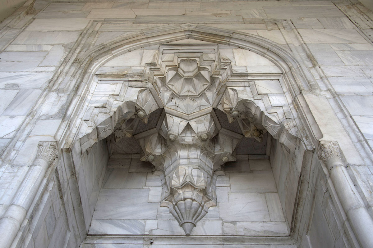 Edirne Old Mosque march 2017 2814.jpg