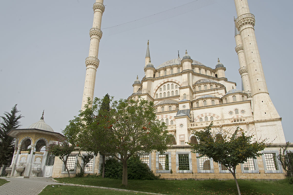 Adana Sabanci Merkez Mosque March 2018 5536.jpg