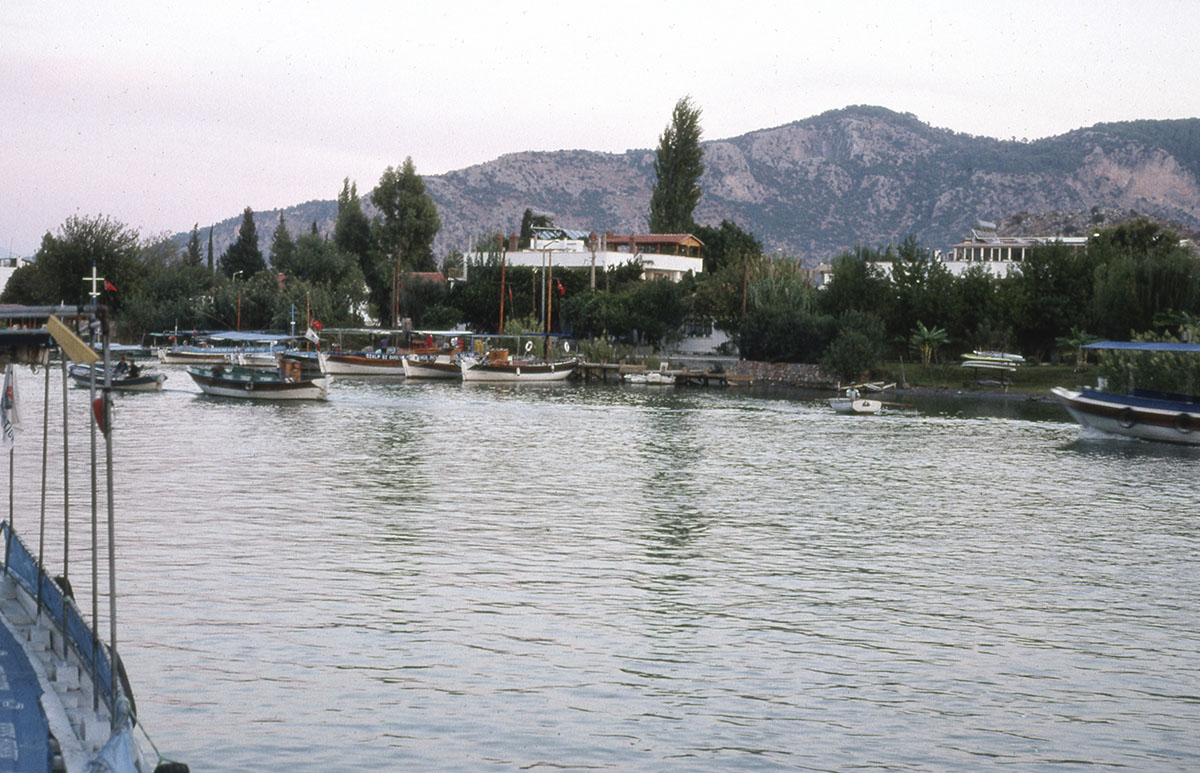 Dalyan proper 98 014.jpg