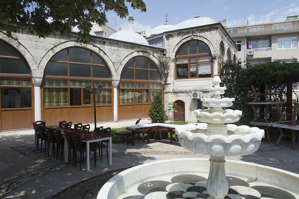 Istanbul Ahmediye Mosque june 2018 6636.jpg