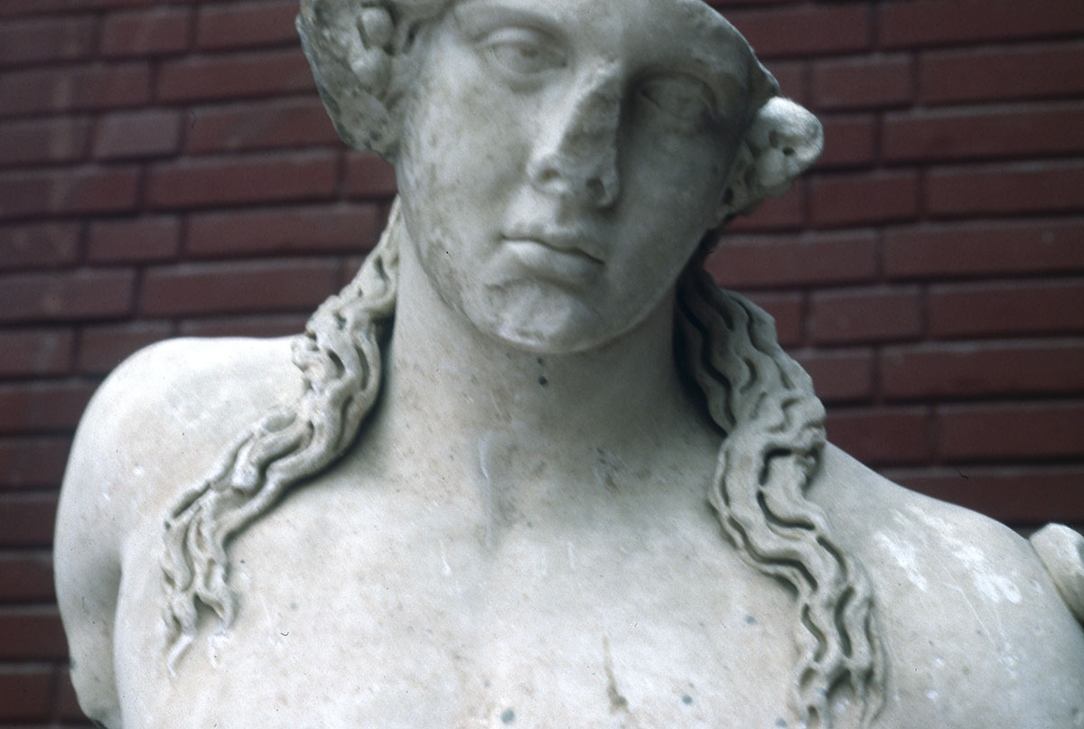 Efese Museum 92 074.jpg