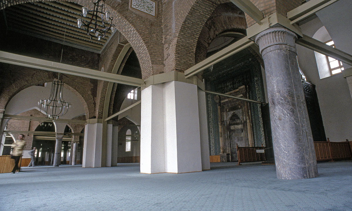 Konya Alaeddin Mosque 010.jpg