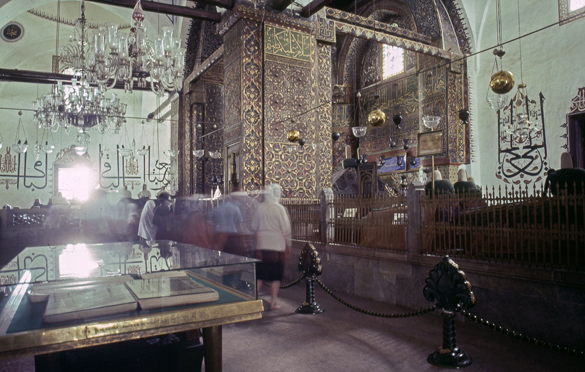 Konya Mevlana Complex 075.jpg