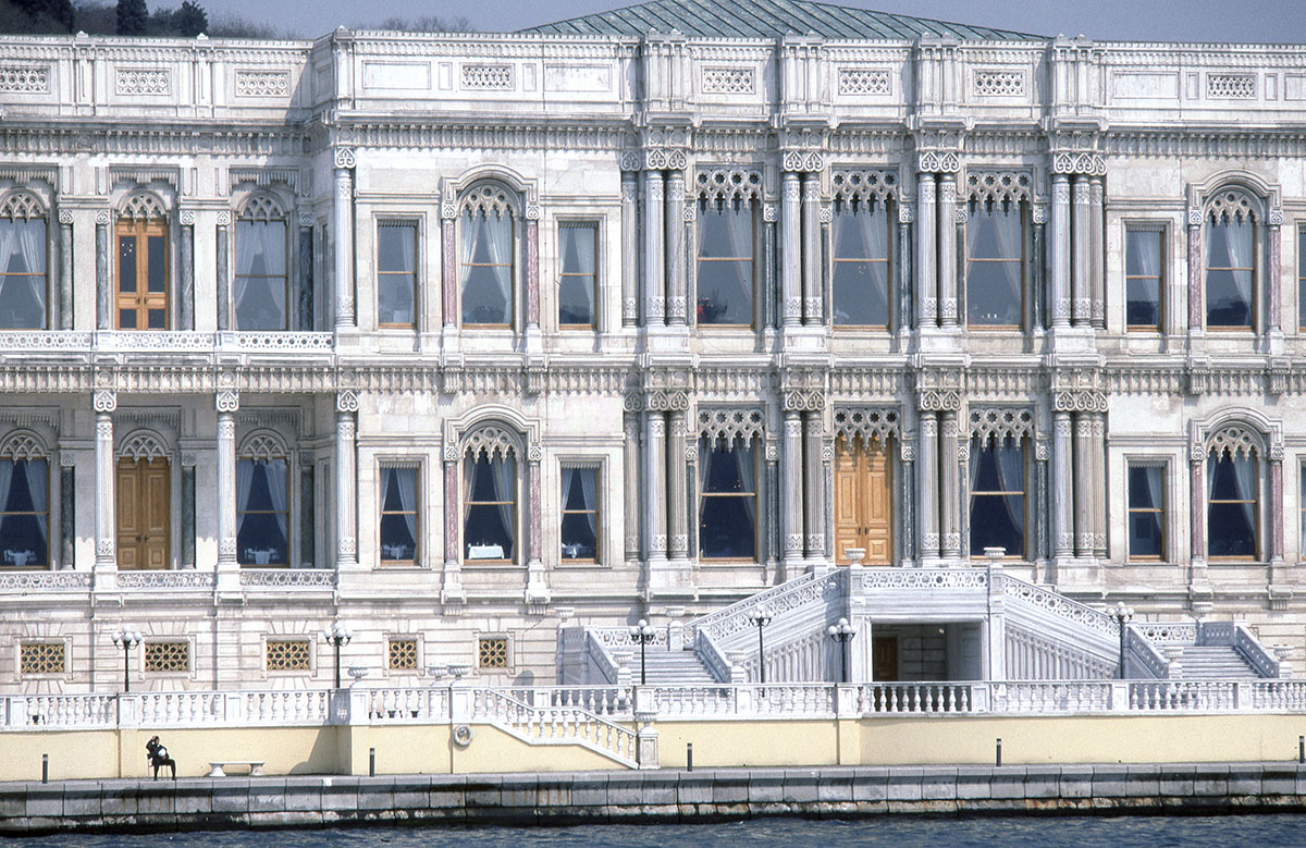 Istanbul Bosporus 96 001.jpg