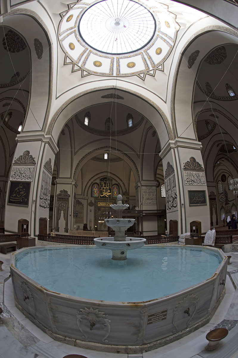 Bursa Ulu Cami october 2018 7571.jpg