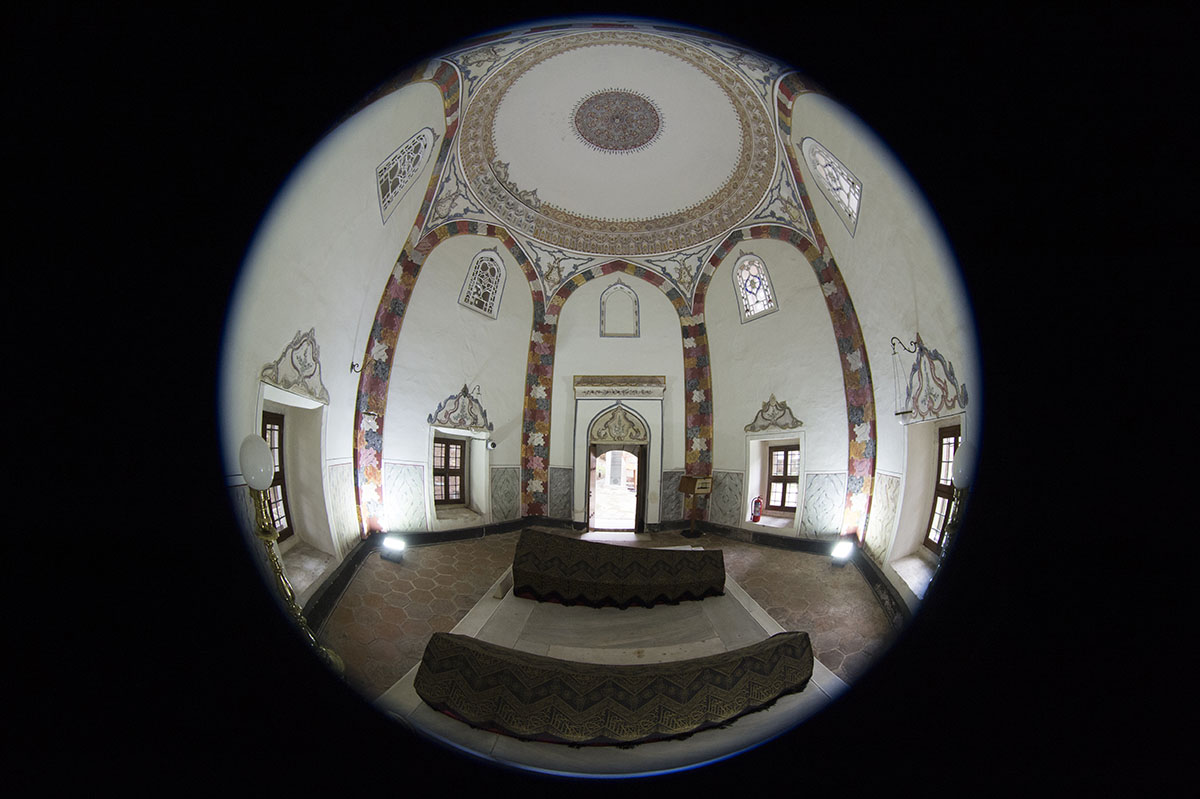 Bursa Huma Hatun Turbesi december 2018 9688.jpg