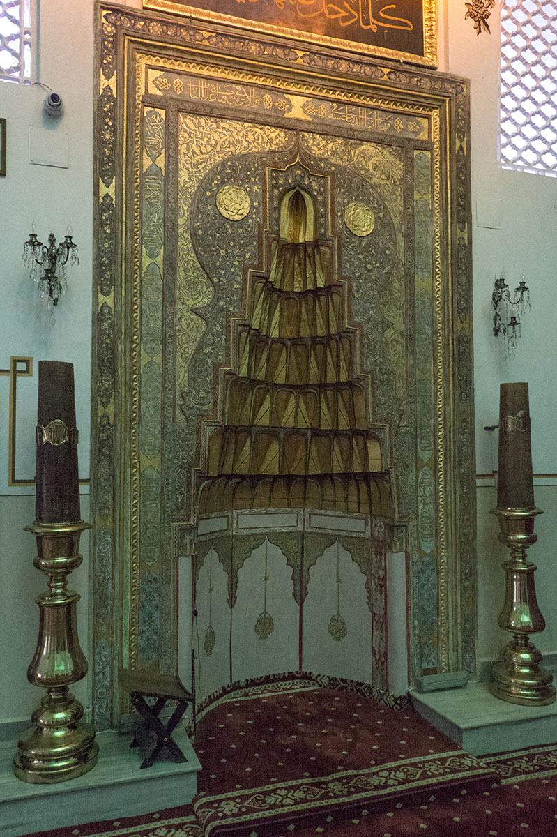 Bursa at Uftade Mosque december 2018 9653.jpg
