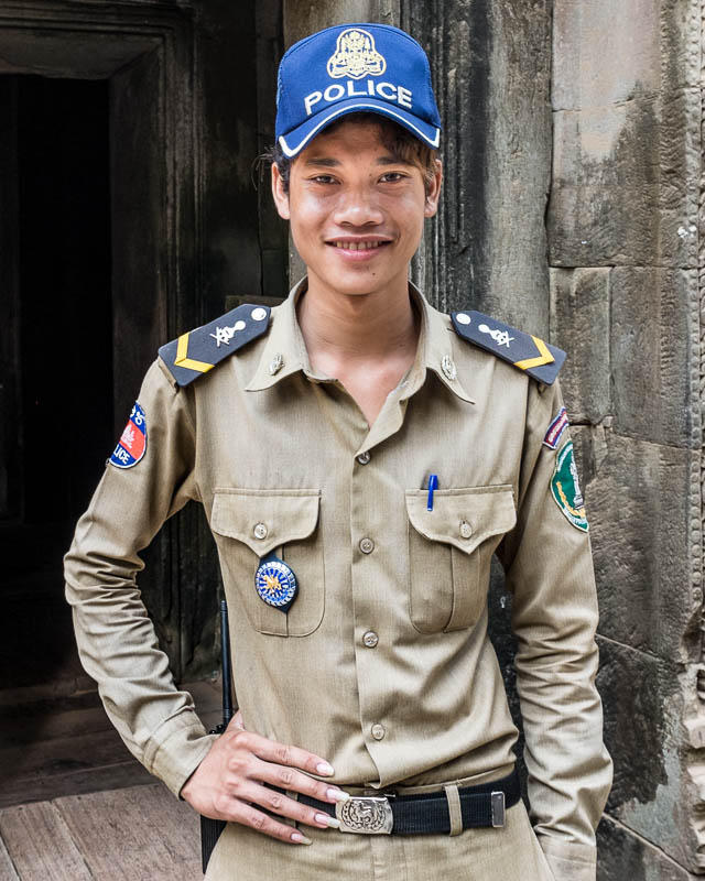 Policeman with impressive fingernails