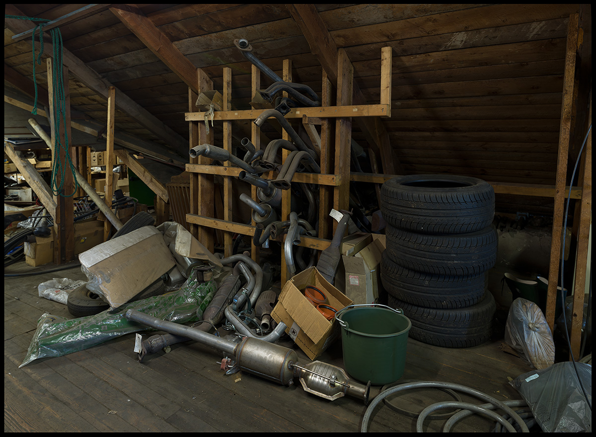 Exhaust-systems in the attic (avgassystem)