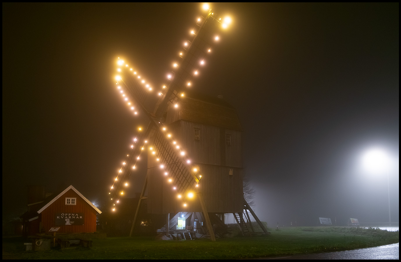 The windmill in Bjrnhovda a november evening
