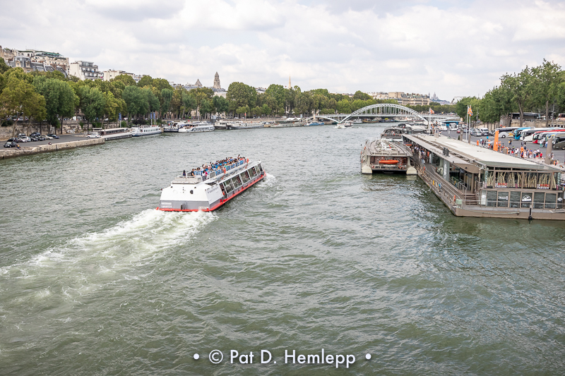 Tour boats