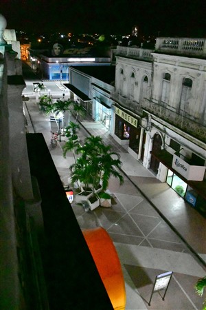 CUBA_2410 Boulevard (El Bulbar) from restaurant roof