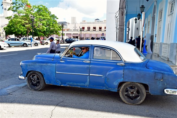 CUBA_3247 Got the Old Run-down Chevy blues