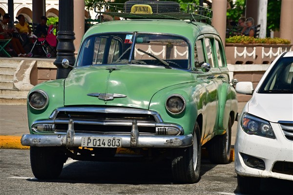 CUBA_3249 Chevy wagon