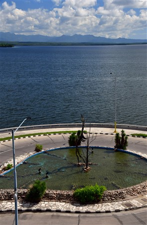 CUBA_3349 Bahia de Cienfuegos from Palacio del Valle