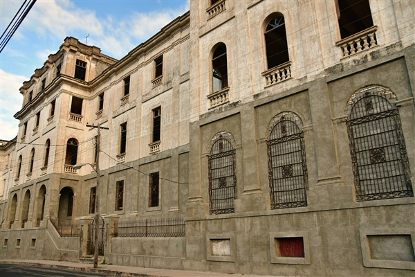 CUBA_3636 Was told this was an old school being remodelled