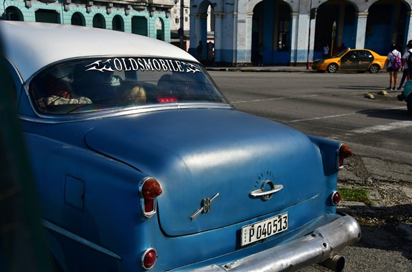 CUBA_5490 Olds 88