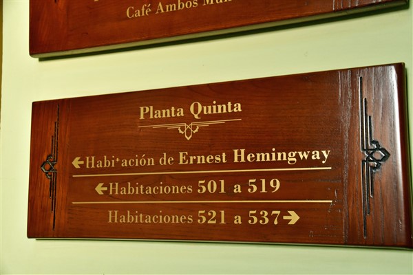 CUBA_6088 Hemingway's apartment - Hotel Ambos Mundos