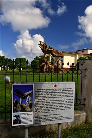 CUBA_6232 Monument erected to the civil defense of Cuba